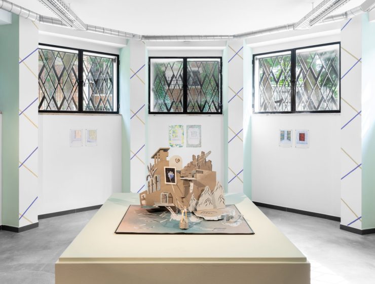 Romain Ruiz-Pacouret and Rébecca Konforti Topos , 2023 © Silvia Cappellari Paper architecture, painted and drawn pop-up book presented in the installation 'Construire un monde'